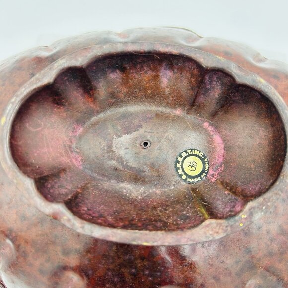 S.N.K E.N.T Inc. Hammered Metal 12" x 8" x 2.5" Centerpiece Bowl Made in India - Picture 8 of 8